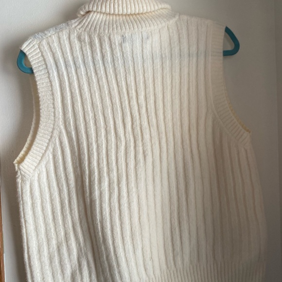 Mango white turtleneck vest - Picture 2 of 3